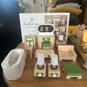 Hearth & Hand Miniature Wooden Furniture Set   new with box 11piece